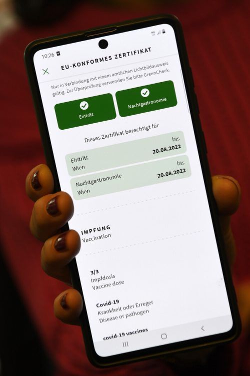 Mit der aktuellen Verordnung ändert sich bald auch der Grüne Pass. APA/Kerry