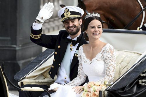 Prinz Carl Philip und Sofia Hellqvist heirateten ebenfalls im Juni.  Reuters