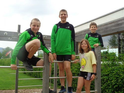 Samuel, Alex, Ben und Annika von der Turnerschaft Weiler nahmen an der Landesmeisterschaft teil. M. Leitner