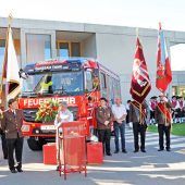 Neues Löschfahrzeug mit Dorffest gefeiert