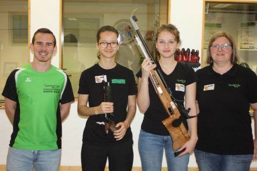 Simon Mair, Marie Schrotter, Agnes Schrotter und Melanie Lutz waren mit Begeisterung dabei.  VN/TK