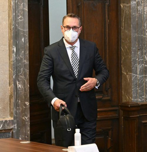 Strache sah sich an Versprechen, nicht an Spenden gebunden. APA/Fohringer
