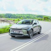 Elektrischer Gleiter und Wegbereiter