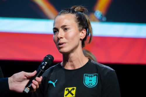 Viktoria Schnaderbeck wird im Testspiel gegen Monenegro geschont. gepa