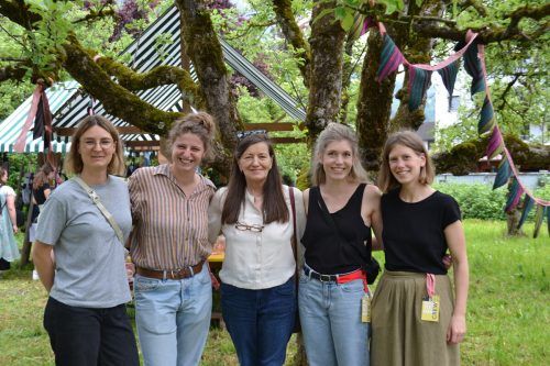 Vor Kurzem erst fand das Use What You Have-Festival im Würbel-Areal statt, hier Gertrud Würbel mit den Organisatorinnen des Festivals.
