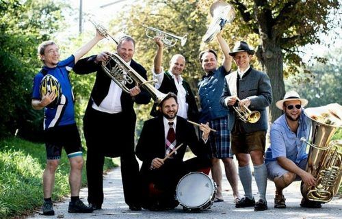 Auch heuer laden SymphonikerBlas zum Start in den Musiksommer am Diedamskopf ein und spielen am Sonntag, 11 bis 14 Uhr, beim Gipfelerlebnis.