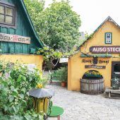 Wien-Grinzing: Besuch bei Franz Hengl im Heurigen