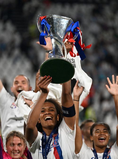 Champions League-Siegerin Wendy Renard unterstützt die Kampagne tatkräftig. reuters