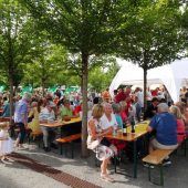 Schilcher und steirische Backhendl lockten in Wolfurt Massen an