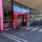 Drama in Tirol: Seniorin fährt Kleinkind im Kinderwagen tot