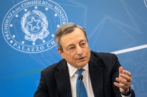 Es mehrten sich Aufrufe an Draghi, im Amt zu bleiben.  LaPresse/AP