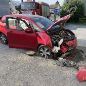 Unfall mit Hybrid-Pkw