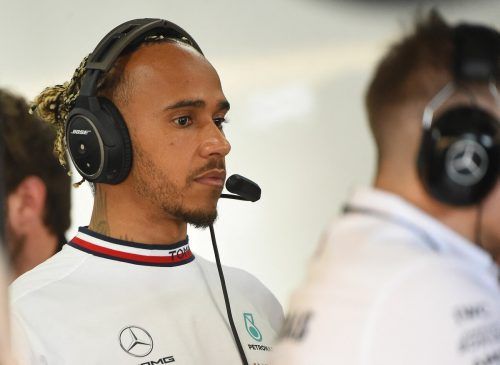 Lewis Hamilton überließ im ersten Training Nyck de Vries den Silberpfeil. ???
