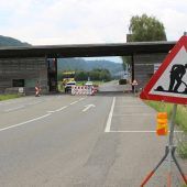 Grenzsperre in Nofels wegen Belagsarbeiten