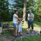 Familienzentren Nenzing und Fischereiverein luden zum Fischen