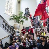 Niederländischen Städten gehen die Studentenzimmer aus