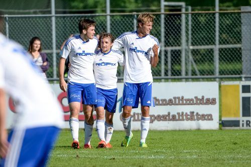 2015 noch gemeinsam am Platz, ist Daniel Summer (Mitte) heute als Trainer von Sandro Decet und Kilian Schöch im Einsatz. VN-Lerch