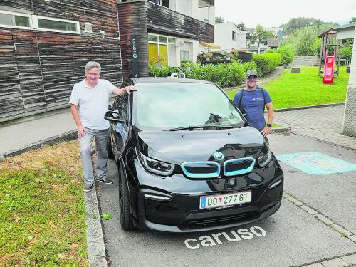 Das bisherige Caruso E-Auto wurde durch einen neuen BMW i3 ersetzt.  gemeinde satteins