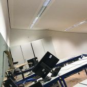 Der Schulboden wirft Wellen