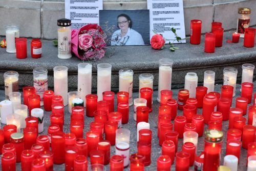 Trauer um die Ärztin Lisa-Maria Kellermayr. Sie wurde massiv bedroht. APA