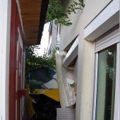 Alk-Lenker durchbrach Hausmauer