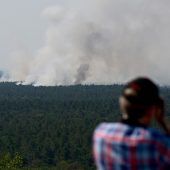 Brand im Berliner Grunewald nach Explosion auf Sprengplatz