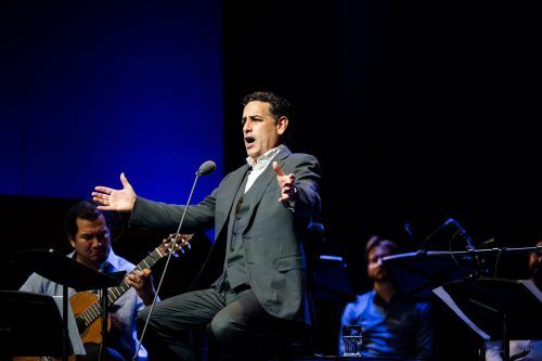 Juan Diego Flórez, Startenor aus Peru, zeigte sich in Liechtenstein von seiner anderen musikalischen Seite.