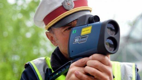 Neben der Bundespolizei sind auch die Gemeindesicherheitswachen zur Durchführung von Geschwindigkeitskontrollen befugt.  Symbol/Apa