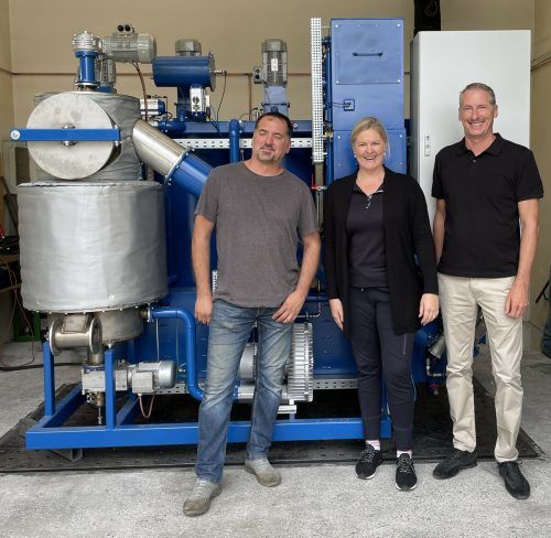Produktionsleiter Michael Fritsche, Geschäftsführerin Johanna Summer sowie GF und Gründer Andreas Fritsche. Fa