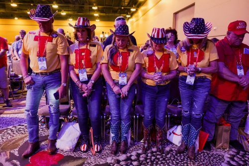 Unbeirrbar: Auf einer Konferenz der politischen Konservativen in Dallas, Texas, gibt es weiter Unterstützung für Ex-Präsidenten Trump. Reuters