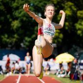 Rhomberg springt im Olympiastadion