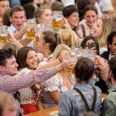 600 Polizeibeamte, Videokameras und Flugverbot für sichere Wiesn