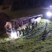 Reisebus stürzte über Hang: Vier Schwerverletzte in der Steiermark