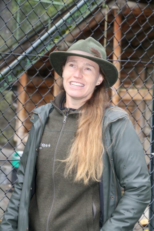 Birgit Wedl ist Tierpflegerin im Wildpark. He