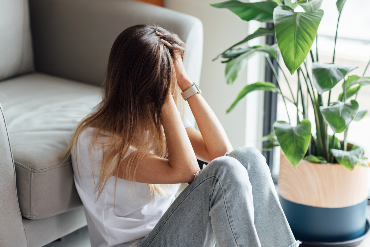 Nicht nur junge Menschen leiden psychisch, auch Erwachsene haben häufig zu kämpfen. adobestock