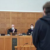 Staatsverweigerer mit „Polizeitaxi“ vorgeführt