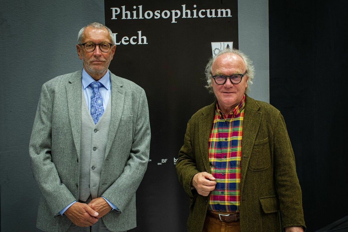 Michael Köhlmeier und Konrad Paul Liessmann diskutieren über gesellschaftliche Bruchstellen.⇒Theater Kosmos