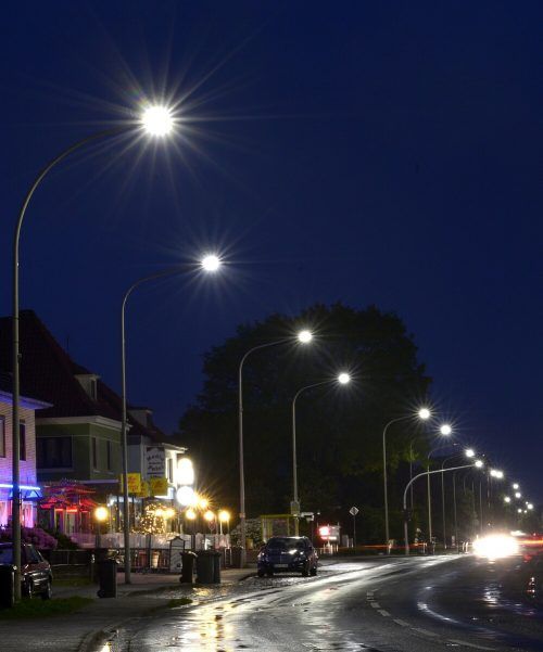 Forscher sehen mögliche Risiken durch LEDs in Straßenlaternen. RTS