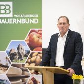 Josef Moosbrugger wieder Obmann des Bauernbundes