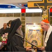 Kardinal Schönborn übergab Kirche an Serbisch-Orthodoxe