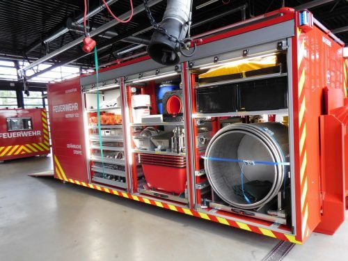 Neuer Abrollbehälter für gefährliche Stoffe für Dornbirner Feuerwehr. mima