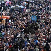 Weniger Wiesn-Gäste, weniger Bier und weniger Polizeieinsätze