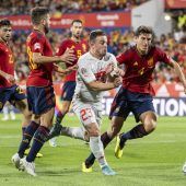 Eiskalte Schweiz mit Sensation in Spanien