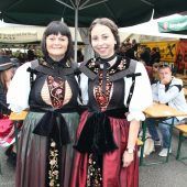 Buntes Programm auf der Tschaggunser Kilbi