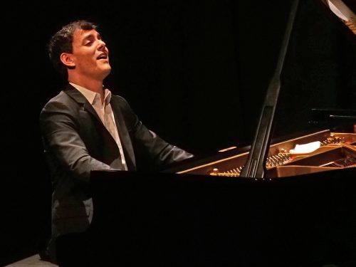 Aaron Pilsan eröffnet das aktuelle Programm der „Dornbirn Klassik“.  Helmut Voith