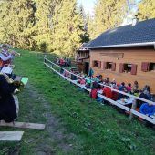 O´zapft hieß es auf der Schihütte