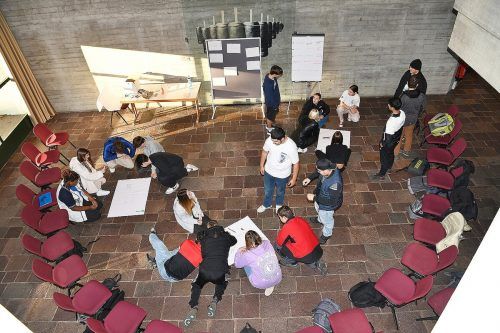 Beim Workshop wurden Lösungen für mehr Demokratie an der Schule erarbeitet. cth (3)