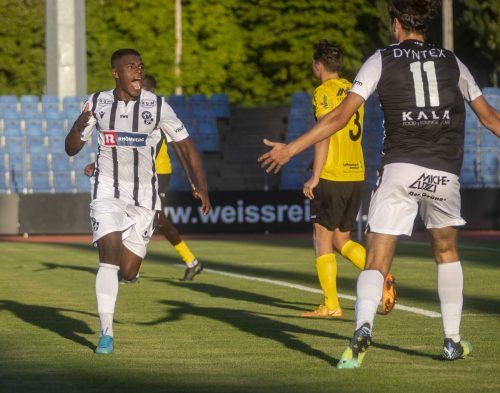 Das Hinspiel zwischen SW Bregenz und den Altach Juniors ging mit 3:1 an die Bodenseestädter. Gelingt das Kunststück heute noch einmal, geht die Winterkrone vorzeitig an die Schwarz-Weißen. paulitsch