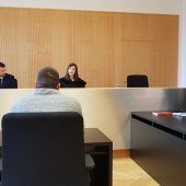 Unschuldiger durch Bierflasche verletzt