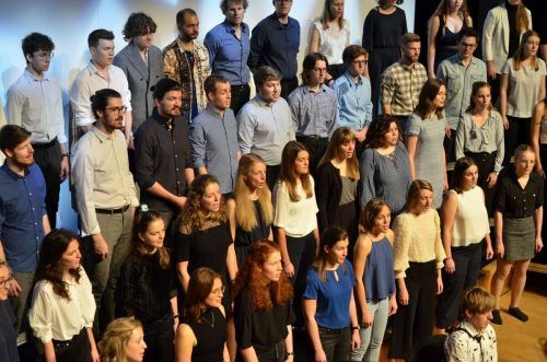 Der Landesjugendchor VOICES gibt in Götzis ein Doppelkonzert. VOICES Landesjugendchor Vorarlberg